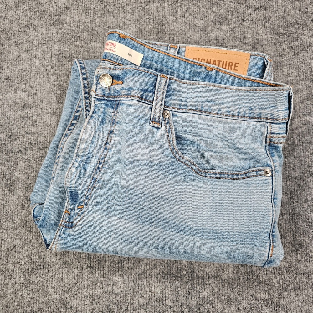 Signature by Levi Strauss Men 38x32 Slim Fit Stretch Jeans Light Wash Denim